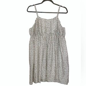 ARULA Ditsy Floral Dress